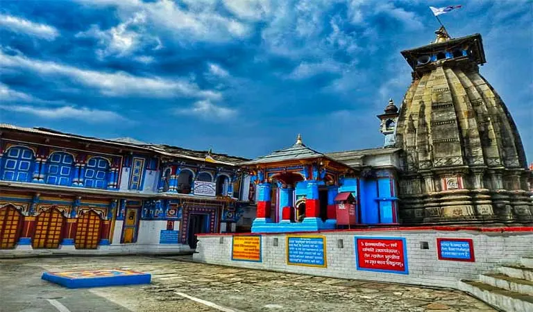 Ukhimath to Madhyamaheshwar roadhead route via Ransi Village through the mountain roads of Rudraprayag district, Uttarakhand
